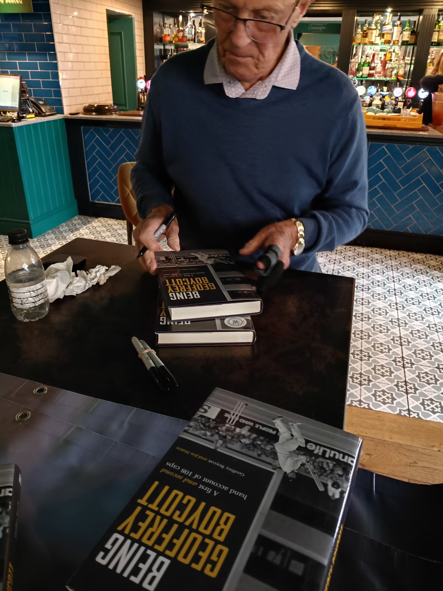 Cricket Geoffrey Boycott personally signed Boycott Autobiography