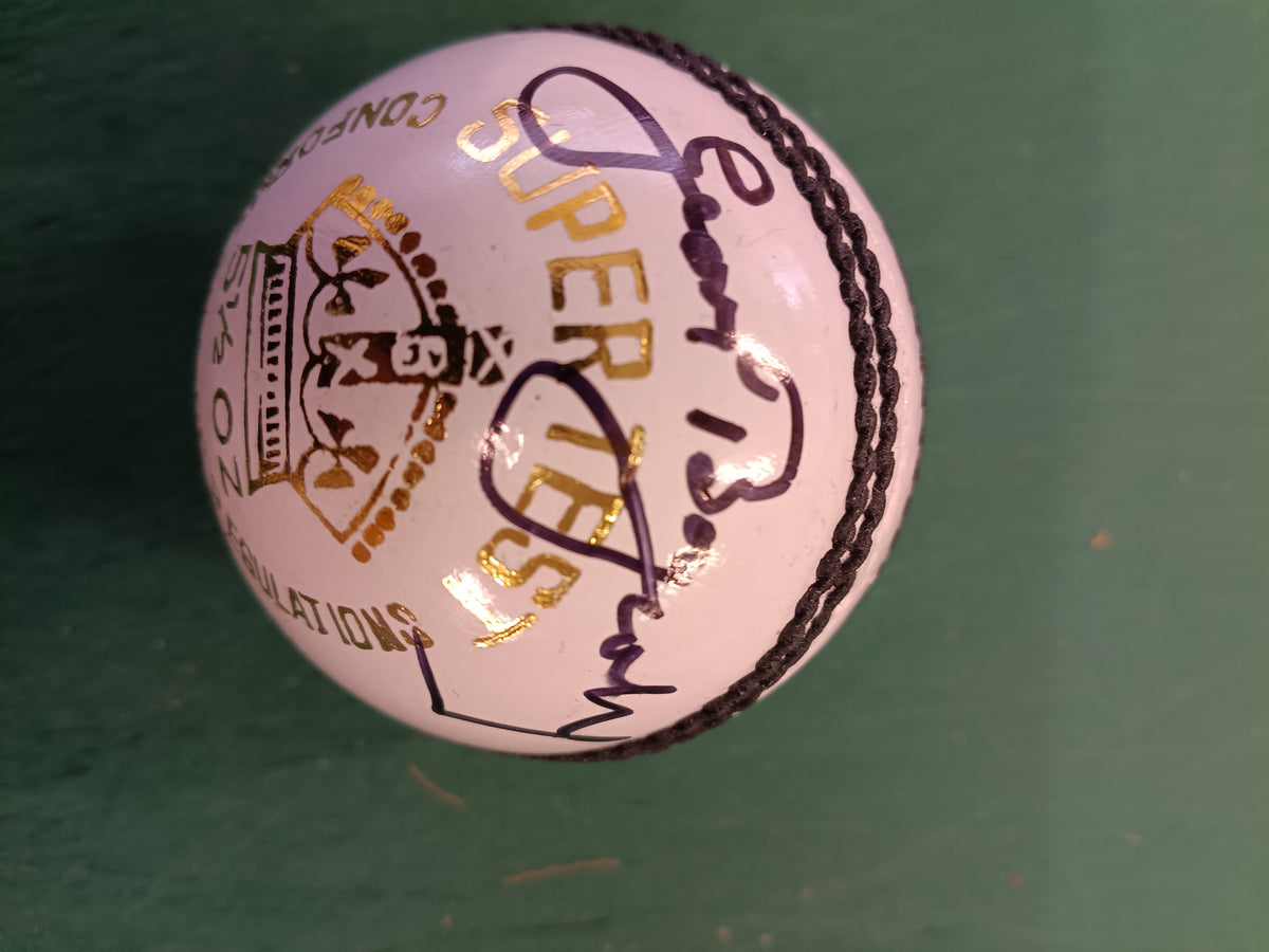 Cricket Geoffrey Boycott personally signed white cricket ball