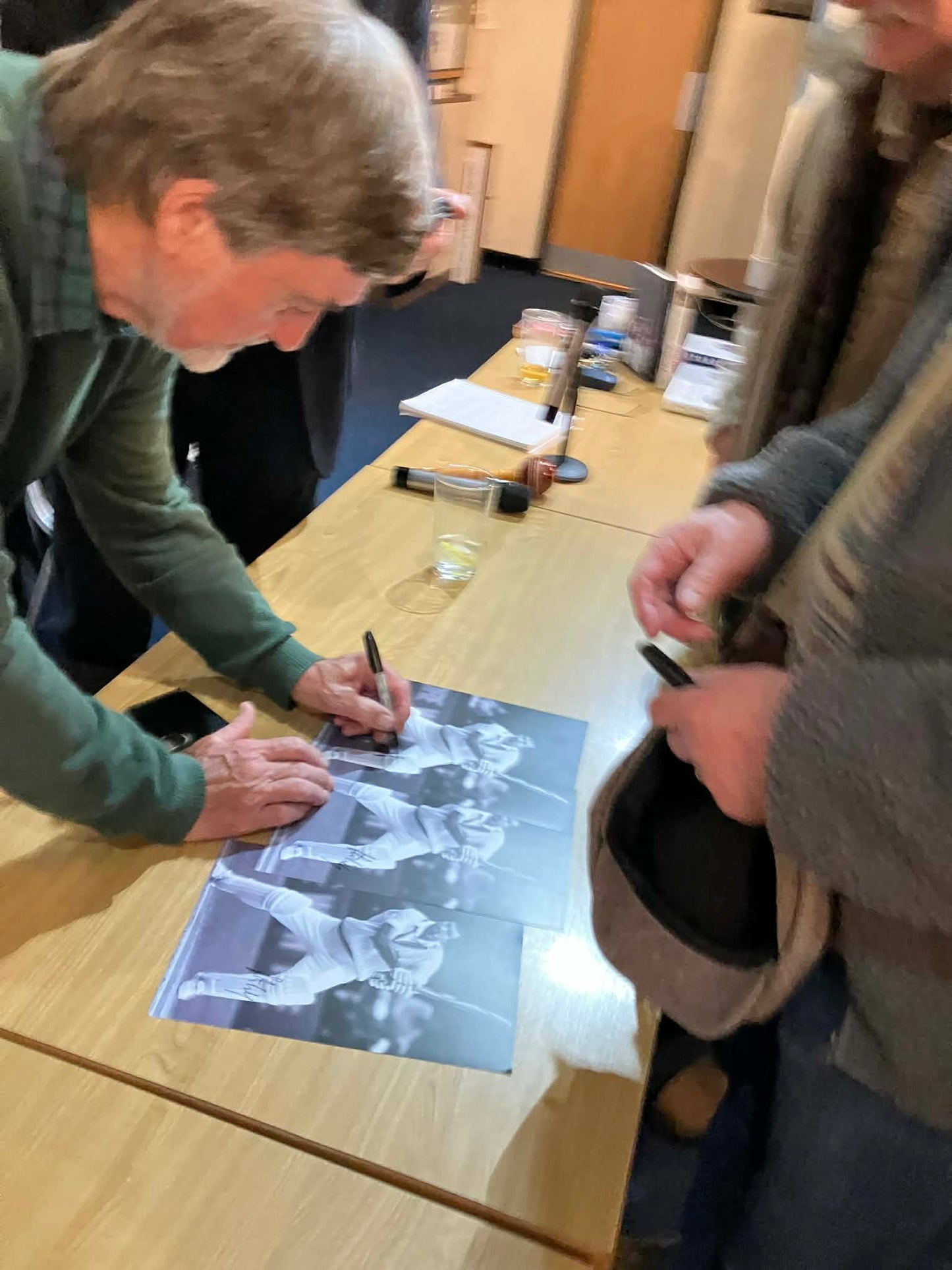 Cricket Peter Willey personally signed cricket ball