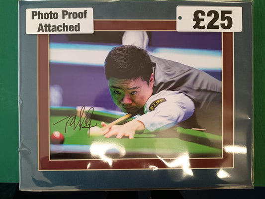 Snooker Ding Junhui personally signed photograph