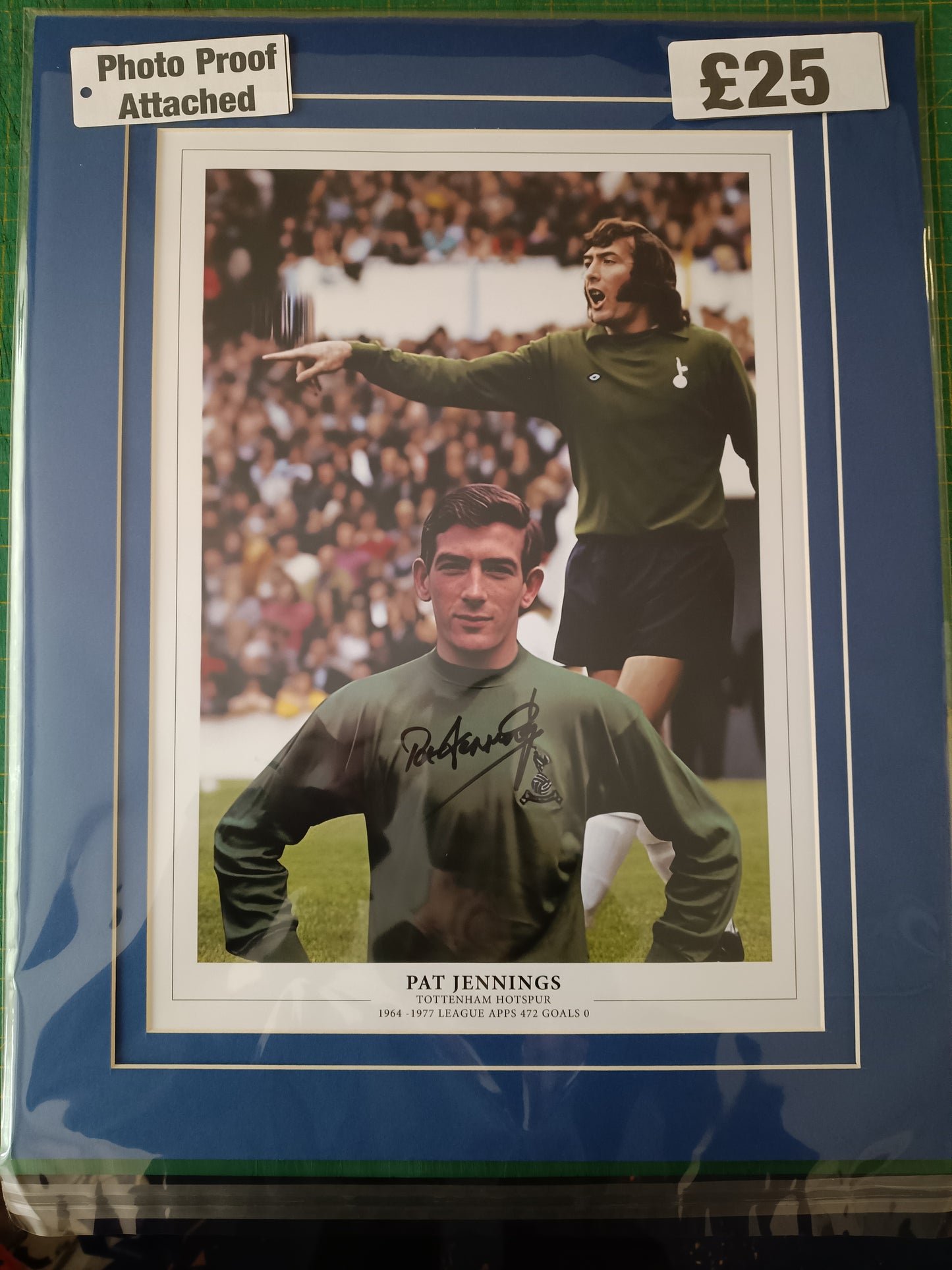 Tottenham Hotspur Pat Jennings personally signed montage