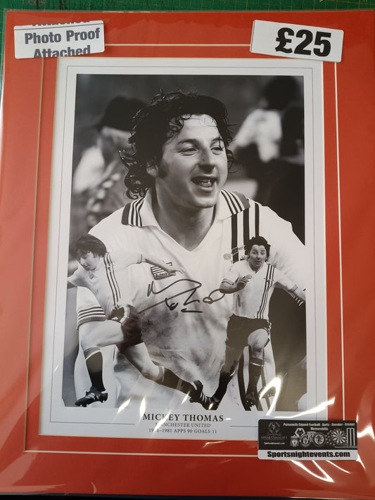Manchester United Micky Thomas personally signed montage