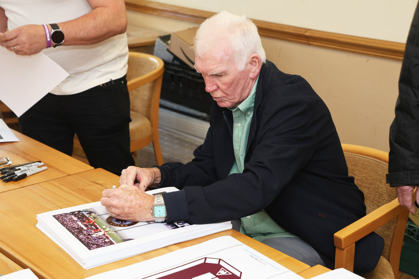Aston Villa Peter Withe personally signed limited edition montage