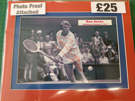 Tennis Ann Jones personally signed photo..1969 Wimbledon ladies champion