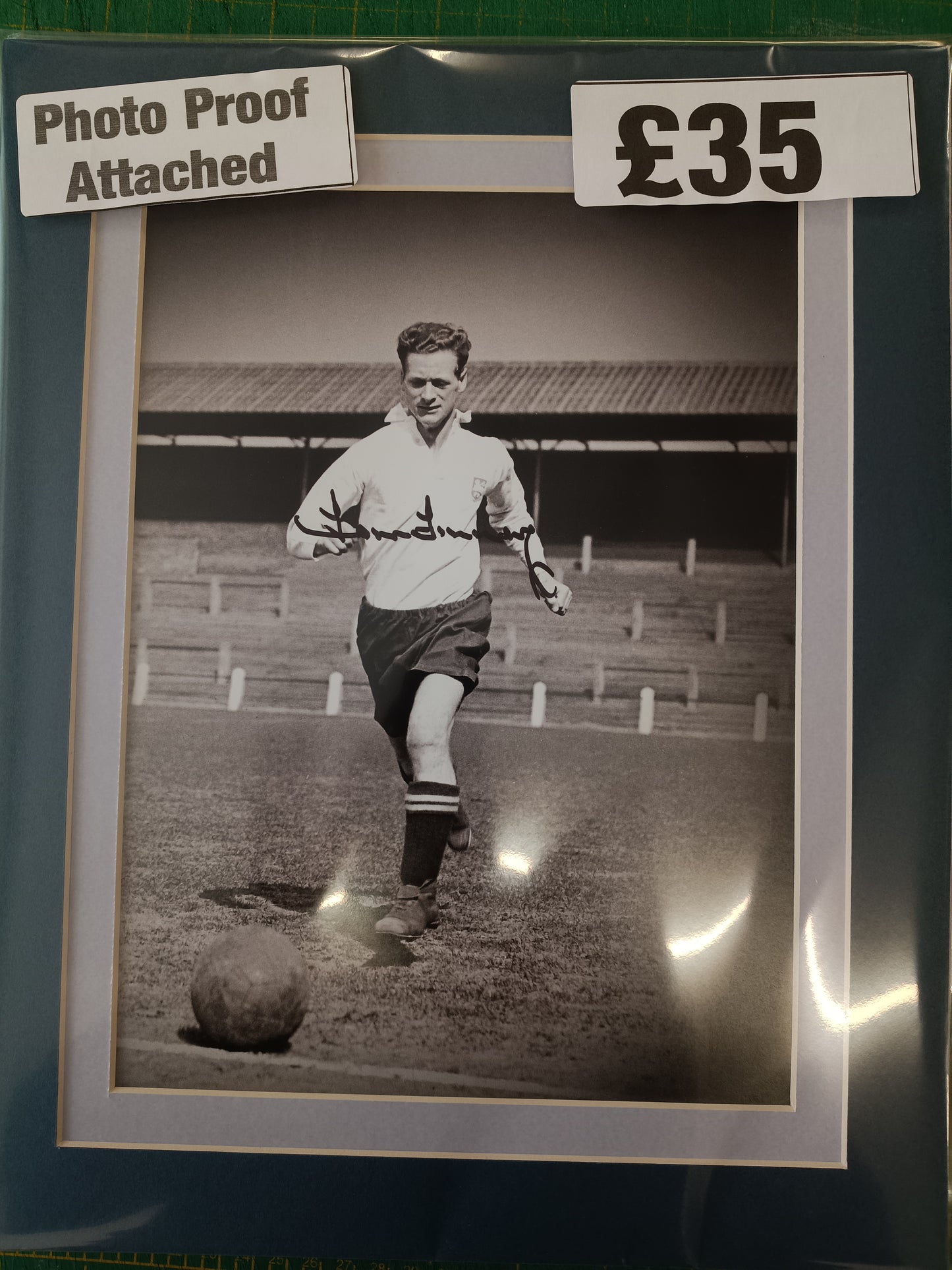 Preston North End Tom Finney personally signed photograph