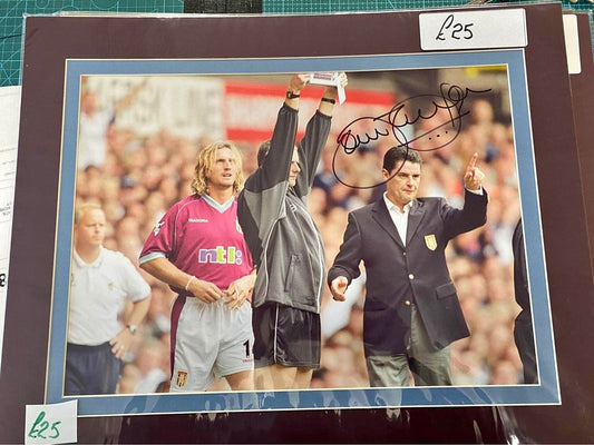 Aston Villa Manager John Gregory personally signed photograph