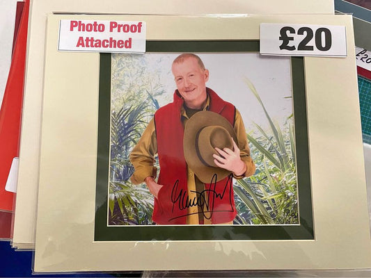 Snooker Steve Davis I’m a celebrity personally signed photograph
